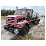 1997 FORD L8000 TACK TRUCK