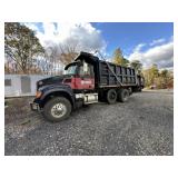 2007 MACK CV713 TRI-AXLE DUMP