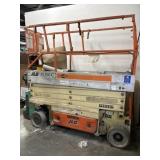 JLG Scissor Lift (Parts Only)