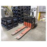 Toyota Electric Rider Pallet Jack 8HBE30