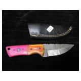 UNUSED DAMASCUS STEEL HUNTING KNIFE W/SHEATH