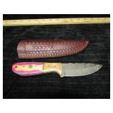UNUSED DAMASCUS STEEL HUNTING KNIFE W/SHEATH