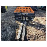 UNUSED SKID STEER HYDRAULIC PALLET FORKS 48'