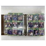Large baseball collecting album binder with 1989 D