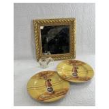 Lot with a small gilt framed mirror, and several c