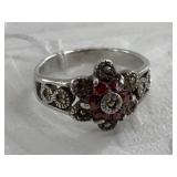 Vintage sterling silver and garnet ring size 8 1/4