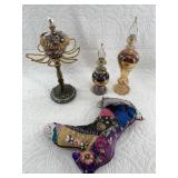 Lot with 2 Egyptian hand blown glass perfume bottl