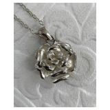 Beautiful sterling silver necklace with heavy ster