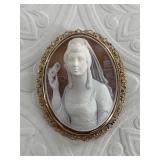 14kt gold antique cameo hand carved from a shell,