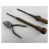 3 Antique tools: Eifel, Geared Plierench, in excel