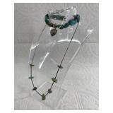 Silver and turquoise jewelry: necklace and bracele