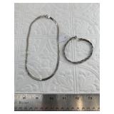 Lot with sterling silver chain necklace and bracel