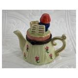 Teapot shaped trinket box with a flexible silver t