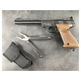 Lot with a Crossman target pistol and a budget bra