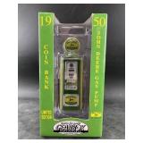 John Deere die cast coin bank pump new in box