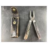 Leatherman Flair multi-tool in leather case