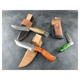 3 Damascus bladed knives with leather sheath, 2 fi