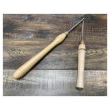 Lot with 2 very small bowl gouges