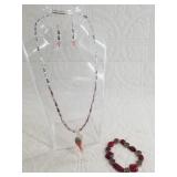 Lot with artisan bead jewelry with natural stone a