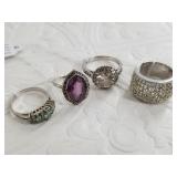 4 Sterling silver rings: 1 ring is vintage with la