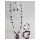 Polished agate necklace and bracelet set with addi