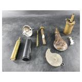 Nice lot with 3 Black powder horns, 2 primer carri