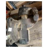 Heavy duty bench vise NO SHIPPING