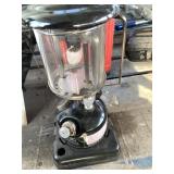 Vintage Coleman kerosene lamp in hard sided case N