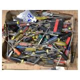 Box lot of screwdrivers well over 100 total NO SHI