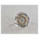 Small desktop clock resembling a gem, battery requ
