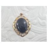 Vintage onyx and Black Hills gold pendant  with sm