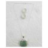 Sterling silver and jade necklace with 2 jade ring