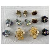 Several pair of vintage clip on earrings