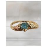 10kt Gold ring, slightly malformed, roughly size 7