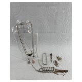 Assorted fashion jewelry