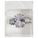 14kt Gold ring with large clear stones, (testing a