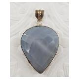 Sterling silver and agate pendant