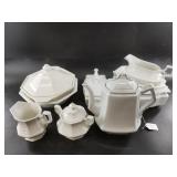 Vintage geometric dinnerware set