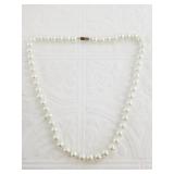 High quality faux pearl necklace with individually