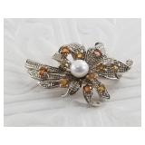 Silver, pearl and semi-precious stone brooch, weig