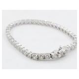 Diamond and platinum tennis bracelet, features 42