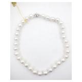 14kt White gold and South sea pearl necklace, with