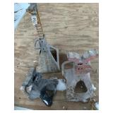 3 Different sized jack stands