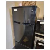 General Electric Mini fridge and freezer clean and