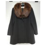 Herbert Levy ladies coat with a beautiful fox fur