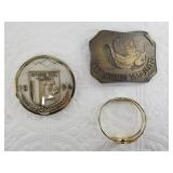 Lot with an Iditarod 1994 belt buckle with velvet