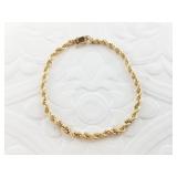 Gold chain bracelet 14k, total weight is 2.77g