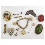 Collection of brooches and fashion jewelry