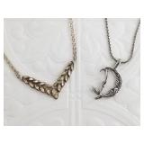 Two sterling silver necklaces, total weight of 16.