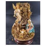 Lovely Nativity scene crafted with Fontanini piece